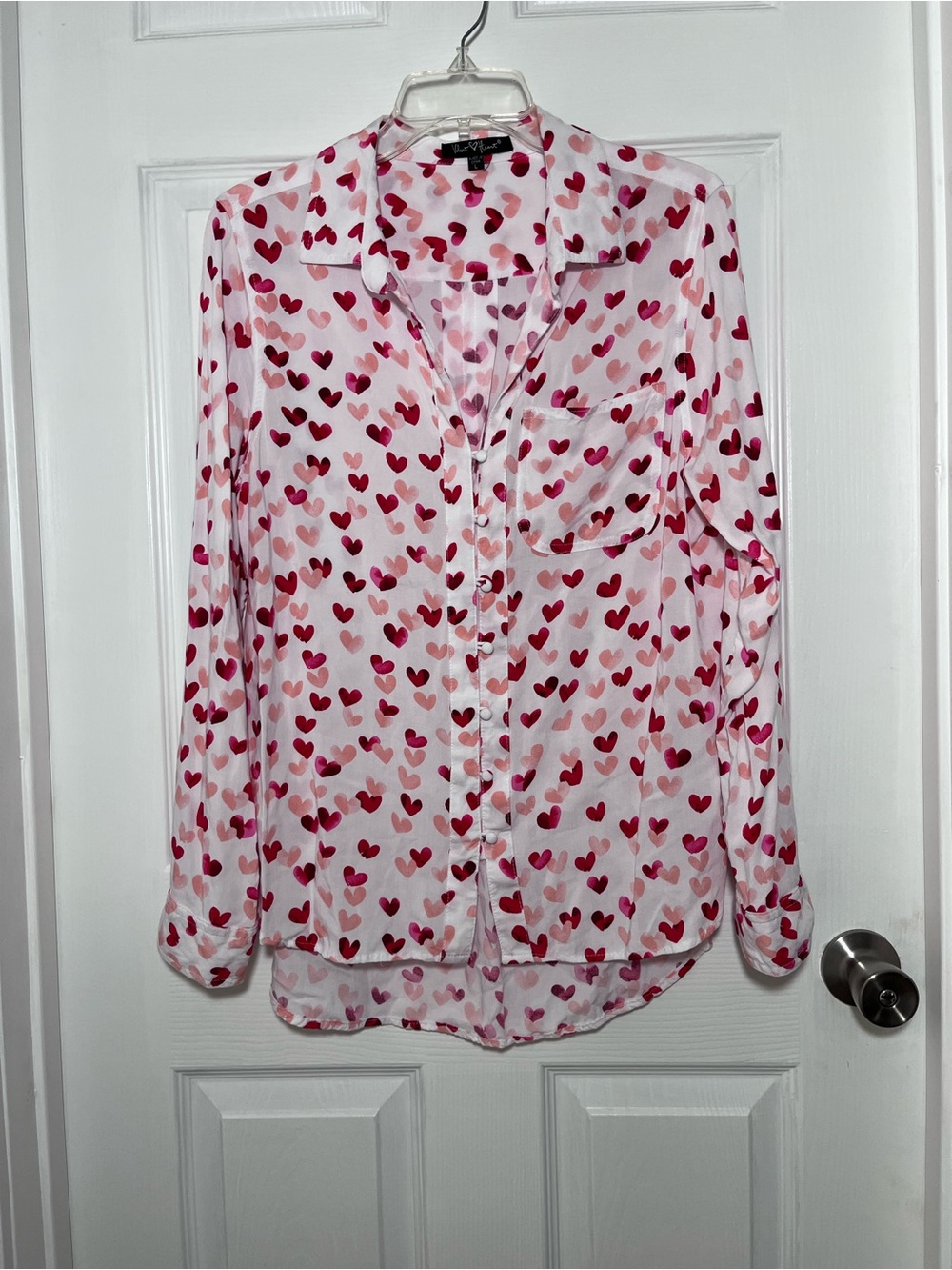 Velvet Heart Rayon Heart-Print Blouse in Pink & Red